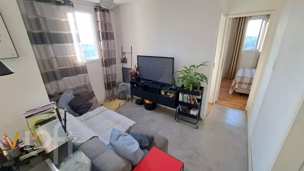 Apartamento à venda com 2 quartos, 63m² - Foto 2