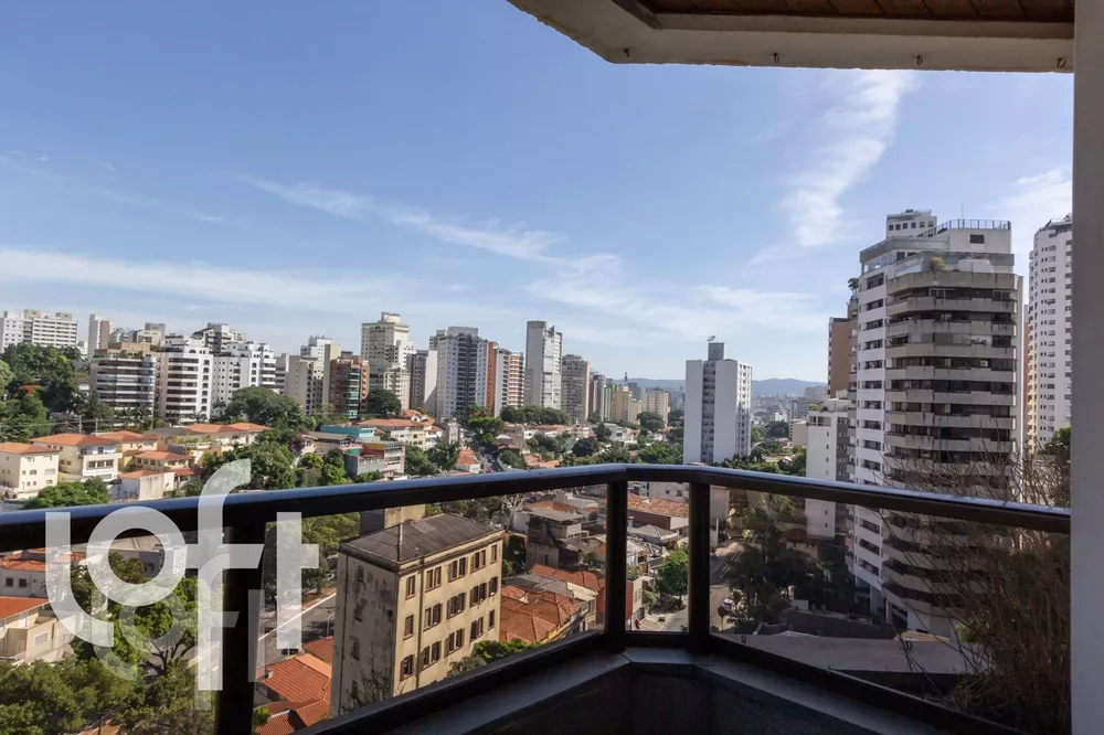 Apartamento à venda com 4 quartos, 186m² - Foto 4