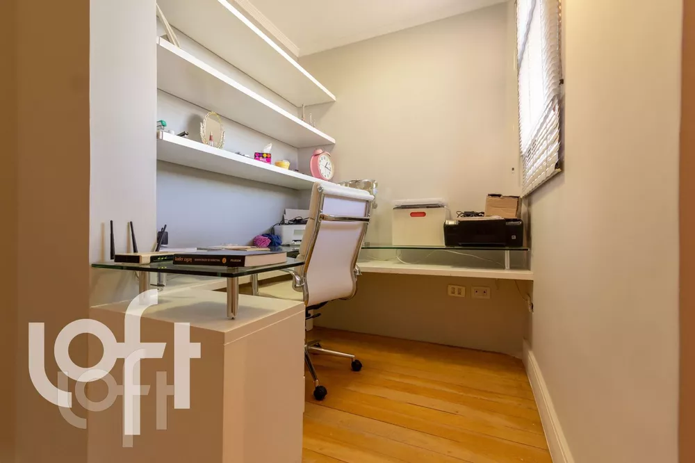 Apartamento à venda com 4 quartos, 186m² - Foto 2