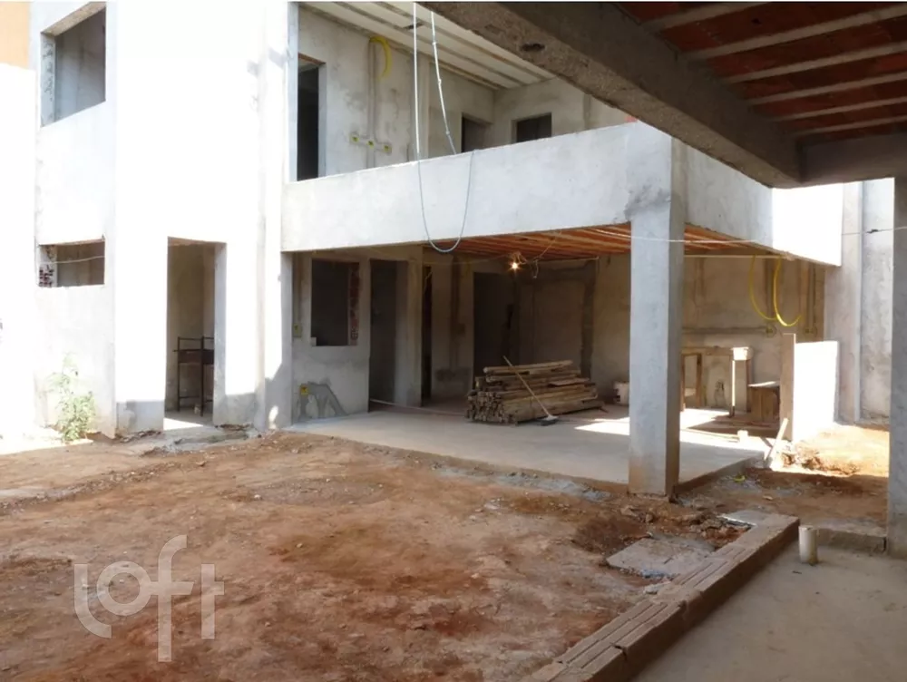 Casa à venda com 5 quartos, 560m² - Foto 4