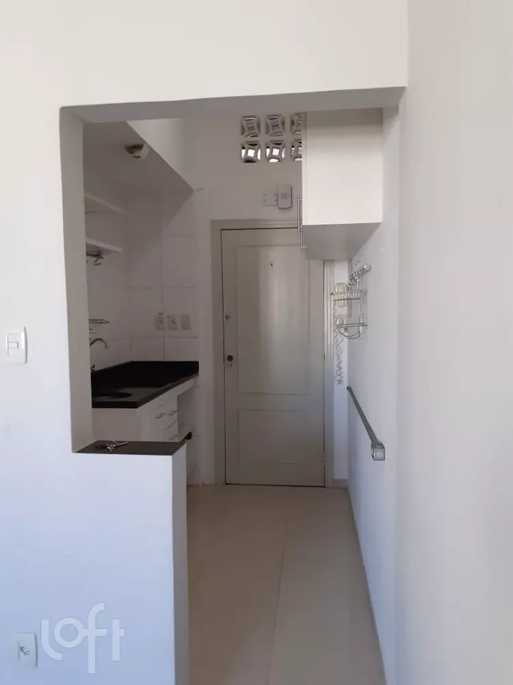 Apartamento à venda com 1 quarto, 30m² - Foto 8