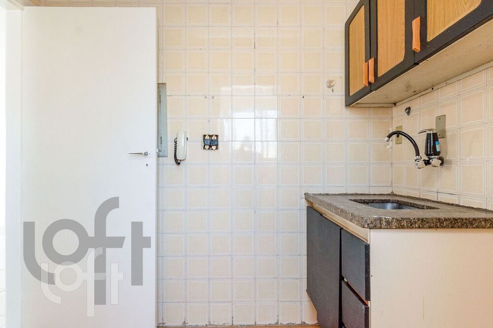 Apartamento à venda com 1 quarto, 42m² - Foto 13