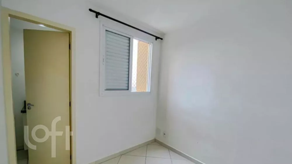 Apartamento à venda com 1 quarto, 35m² - Foto 3