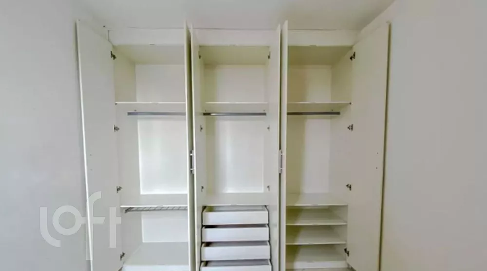 Apartamento à venda com 1 quarto, 35m² - Foto 4