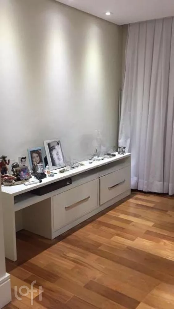 Apartamento à venda com 3 quartos, 150m² - Foto 3