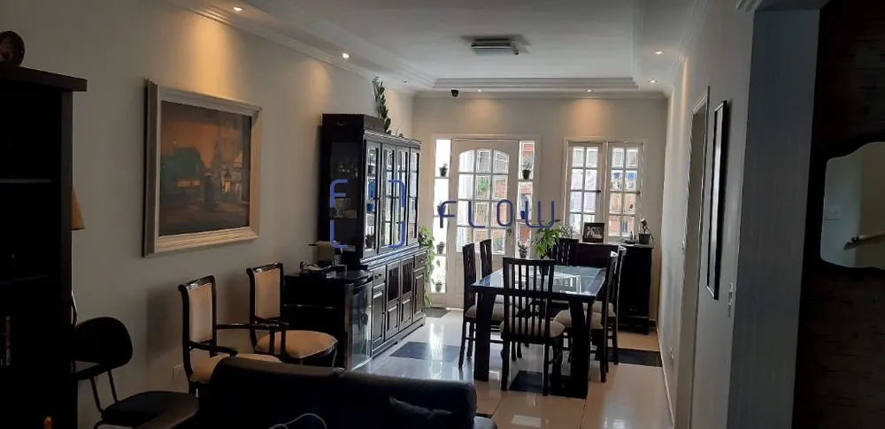Casa, 3 quartos, 291 m² - Foto 2