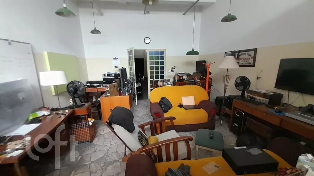 Casa à venda com 2 quartos, 155m² - Foto 9