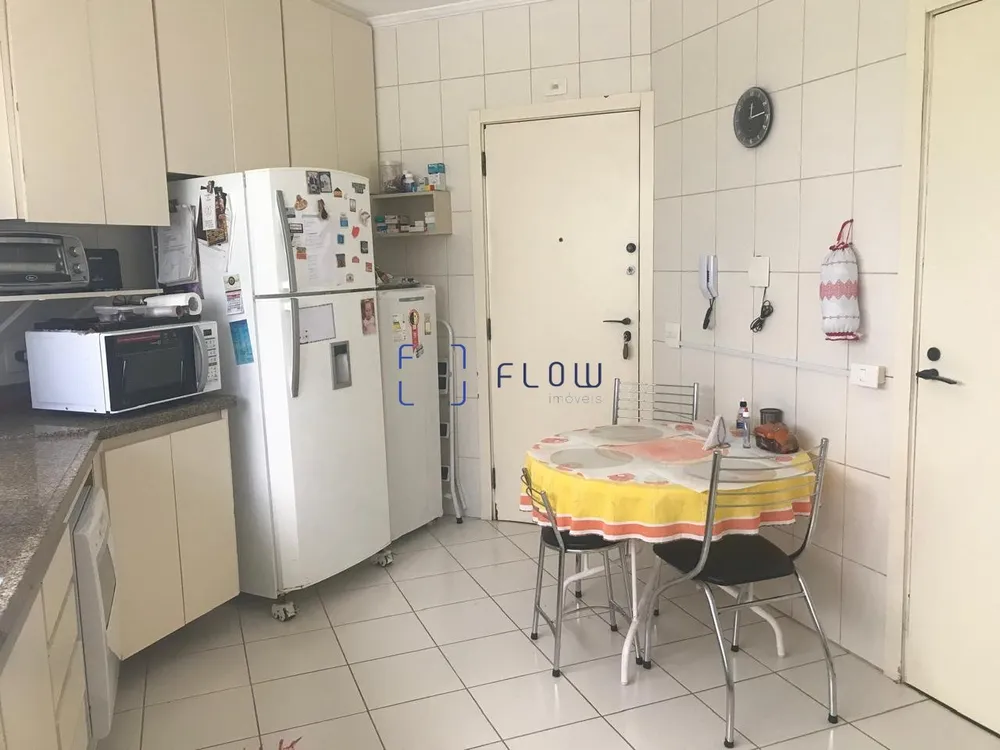 Apartamento, 3 quartos, 156 m² - Foto 2