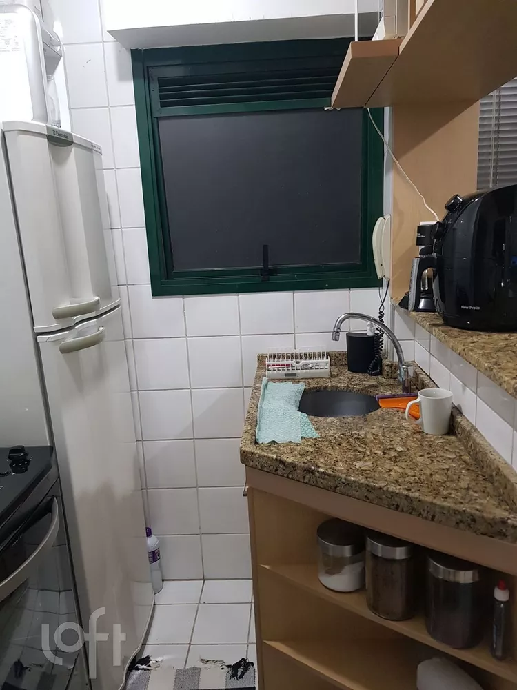 Apartamento à venda com 1 quarto, 38m² - Foto 4