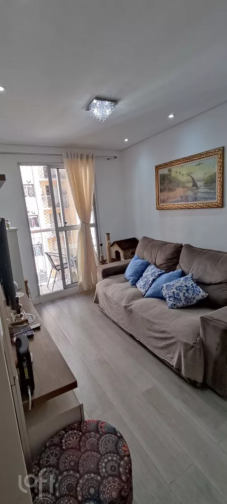 Apartamento à venda com 2 quartos, 48m² - Foto 1