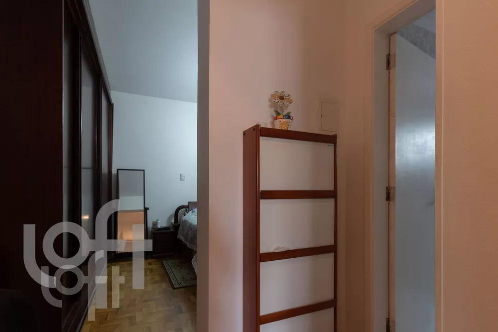 Apartamento à venda com 3 quartos, 136m² - Foto 4