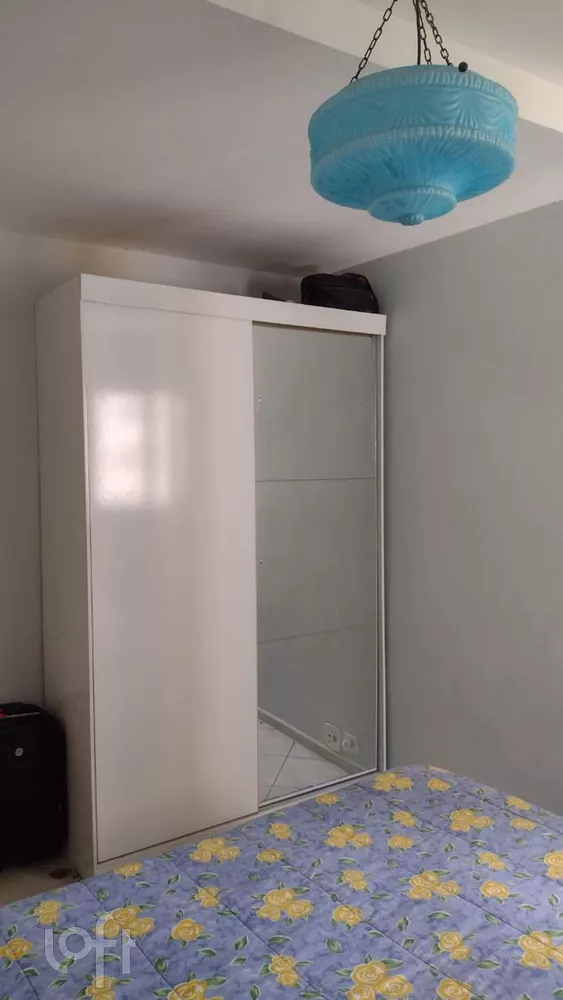 Apartamento à venda com 2 quartos, 60m² - Foto 4