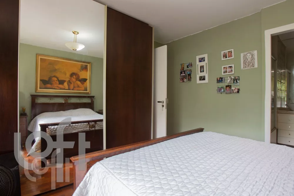 Apartamento à venda com 3 quartos, 130m² - Foto 2