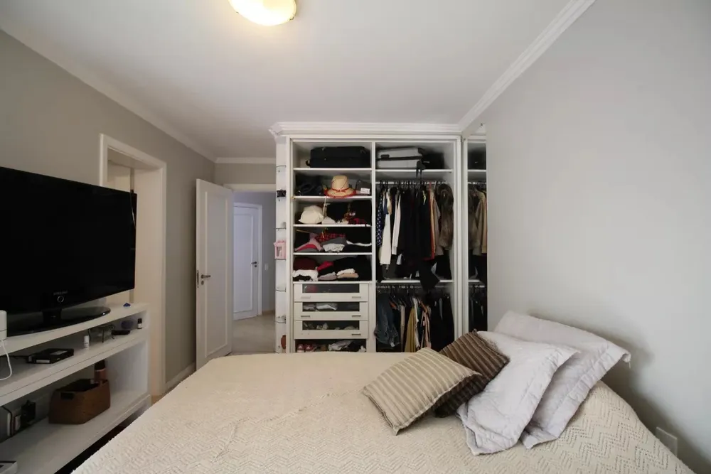 Apartamento, 4 quartos, 243 m² - Foto 1