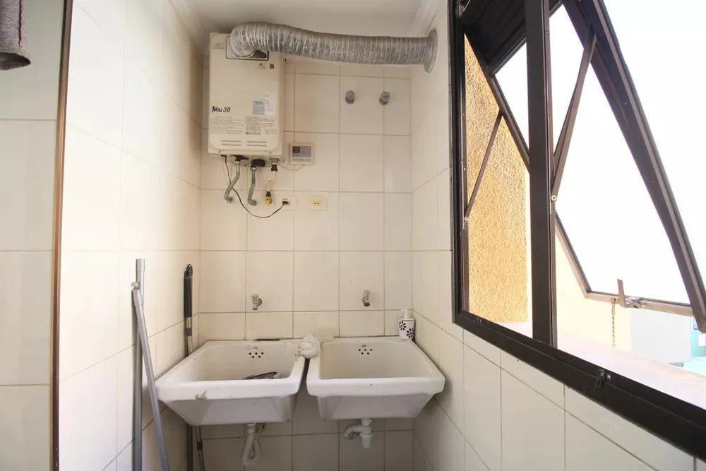 Apartamento, 4 quartos, 243 m² - Foto 2