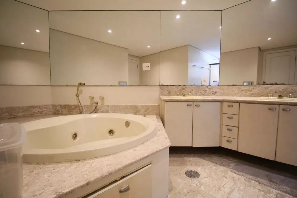Apartamento, 4 quartos, 243 m² - Foto 9