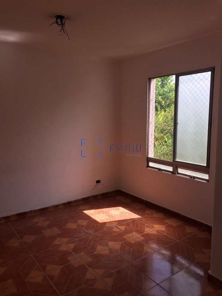Apartamento à venda com 2 quartos, 56m² - Foto 4