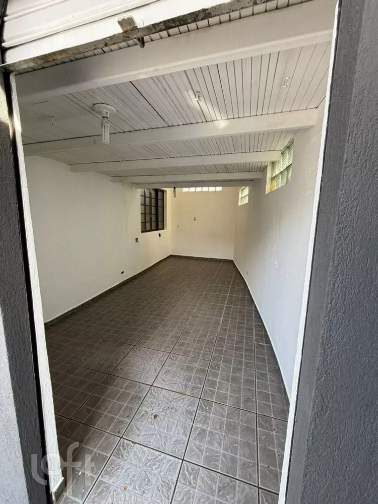 Casa à venda com 2 quartos, 80m² - Foto 1