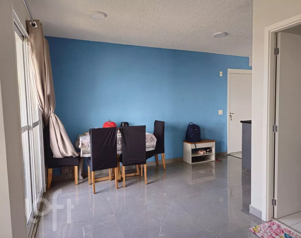 Apartamento à venda com 2 quartos, 58m² - Foto 2