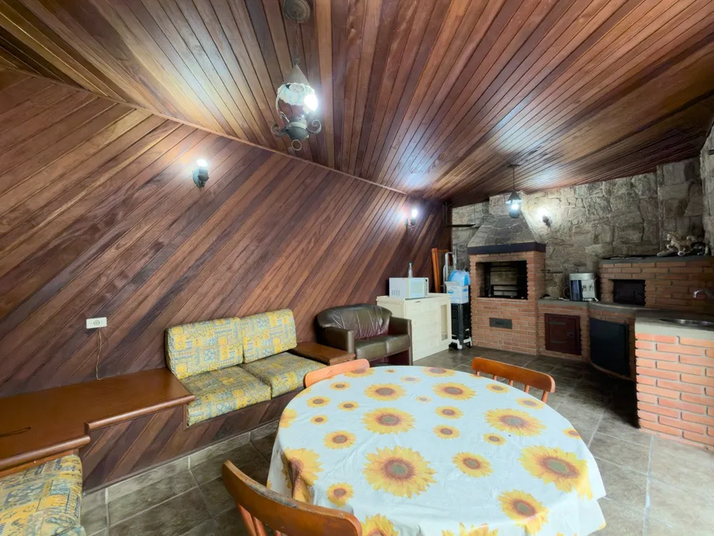 Casa, 4 quartos, 220 m² - Foto 3