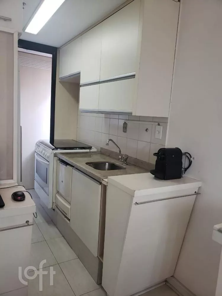 Apartamento à venda com 2 quartos, 72m² - Foto 4