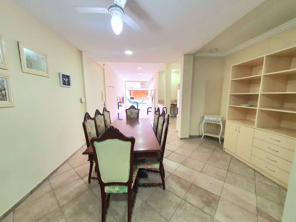 Casa à venda com 3 quartos, 380m² - Foto 8