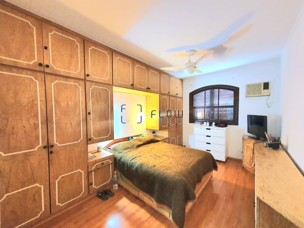 Casa à venda com 3 quartos, 380m² - Foto 18