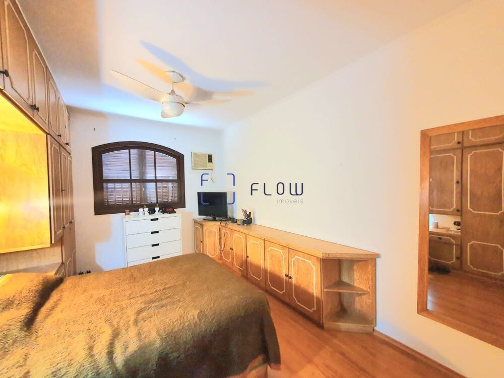 Casa à venda com 3 quartos, 380m² - Foto 16
