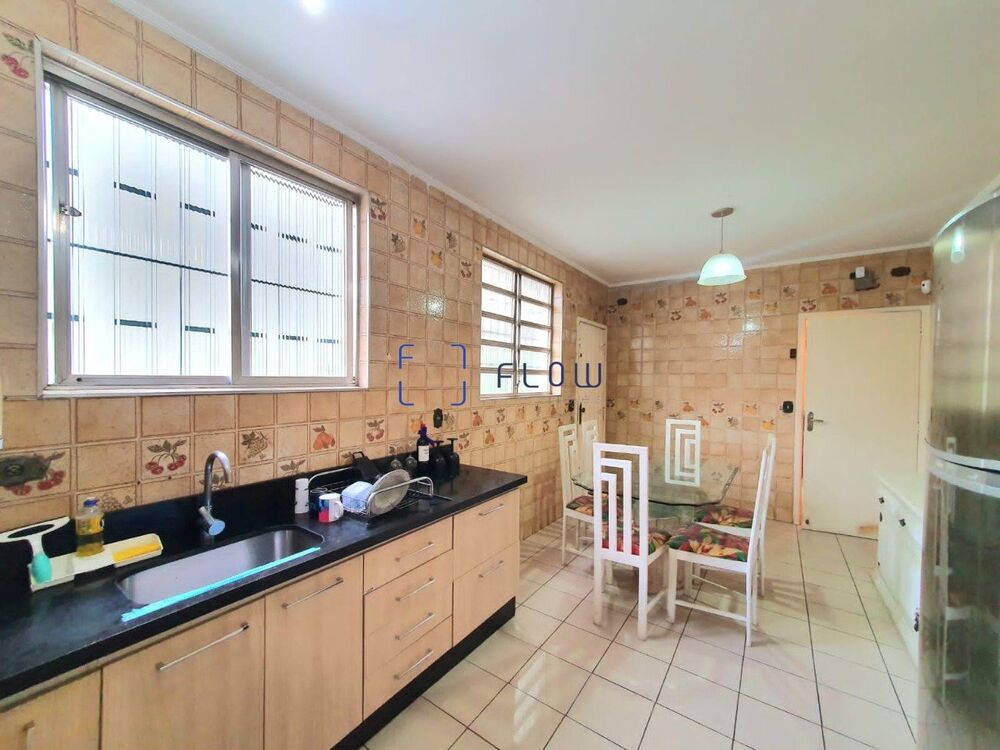 Casa à venda com 3 quartos, 380m² - Foto 24
