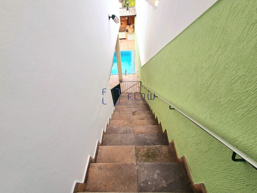 Casa à venda com 3 quartos, 380m² - Foto 28