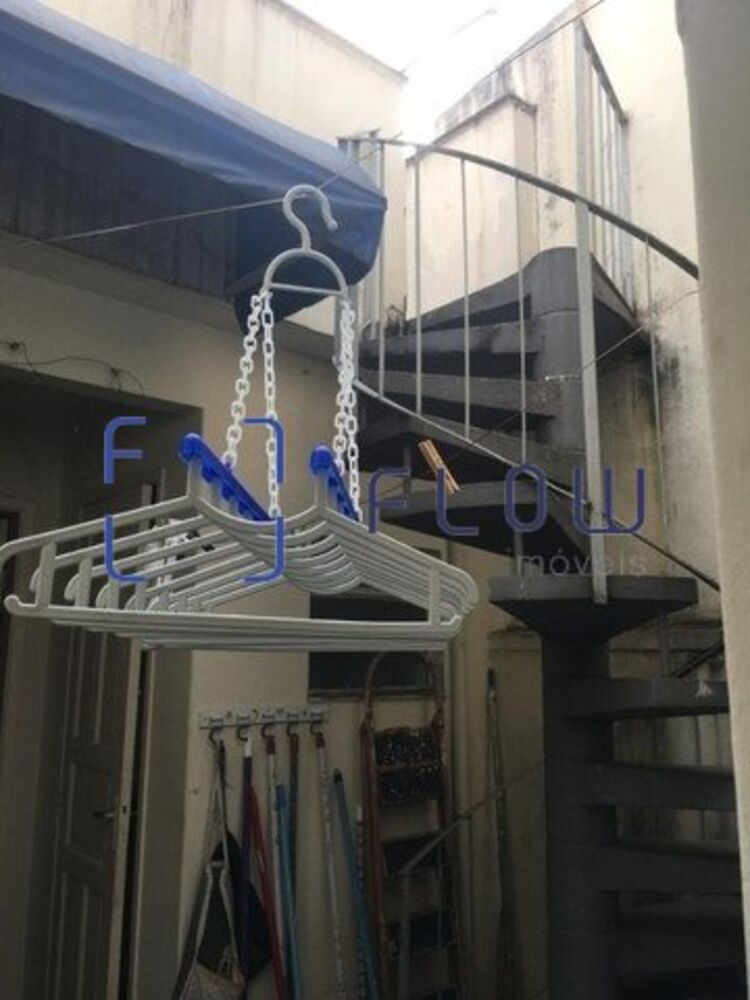 Casa à venda com 3 quartos, 119m² - Foto 10