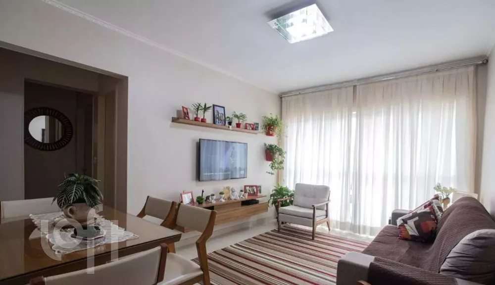 Apartamento à venda com 3 quartos, 76m² - Foto 1