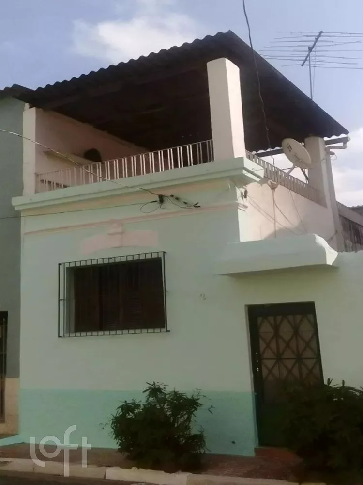 Casa à venda com 2 quartos, 140m² - Foto 1