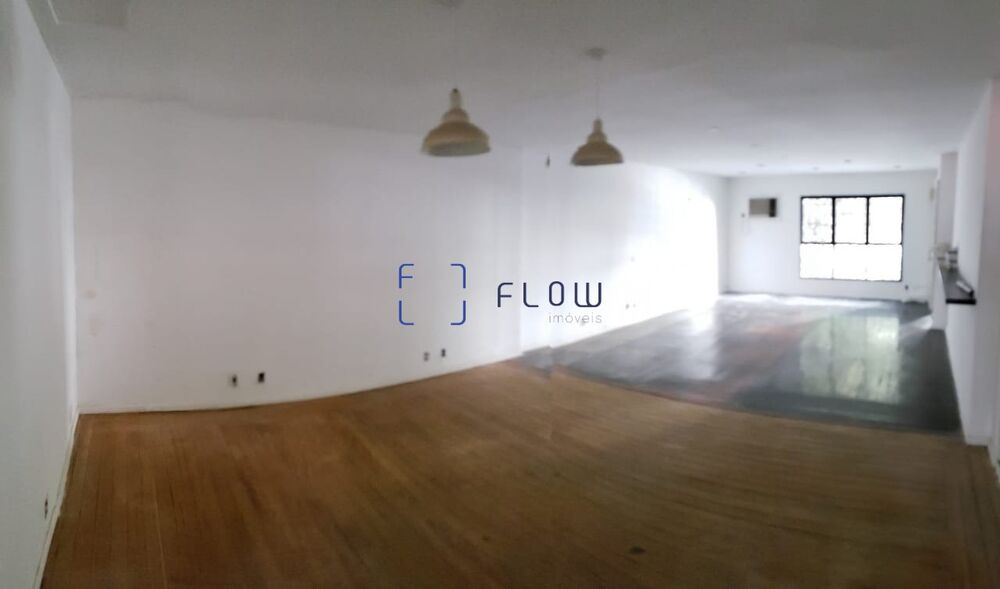 Casa para alugar com 10 quartos, 380m² - Foto 1