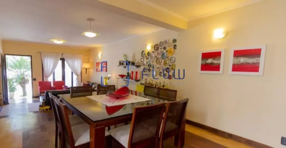 Casa à venda com 4 quartos, 260m² - Foto 4