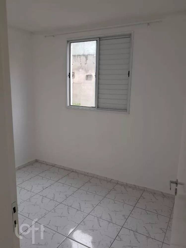 Apartamento à venda com 2 quartos, 49m² - Foto 4