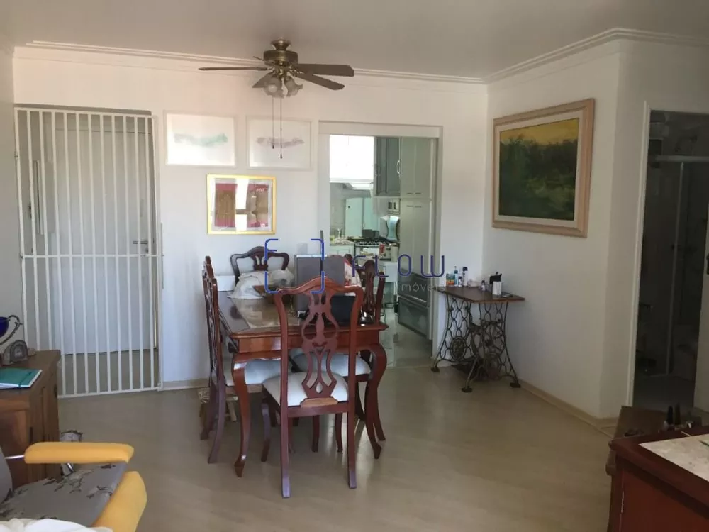 Apartamento à venda com 3 quartos, 93m² - Foto 2