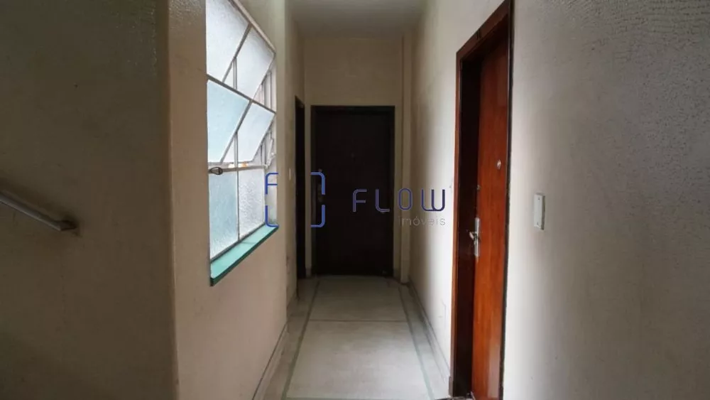 Apartamento à venda com 2 quartos, 100m² - Foto 1