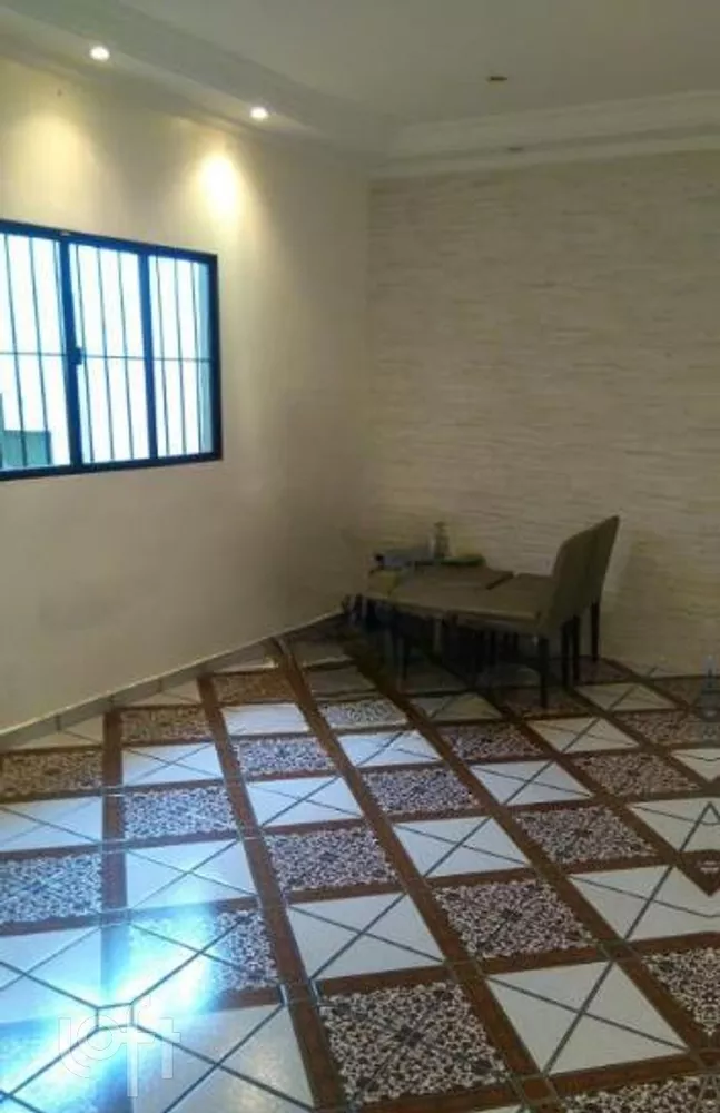 Casa à venda com 3 quartos, 170m² - Foto 3