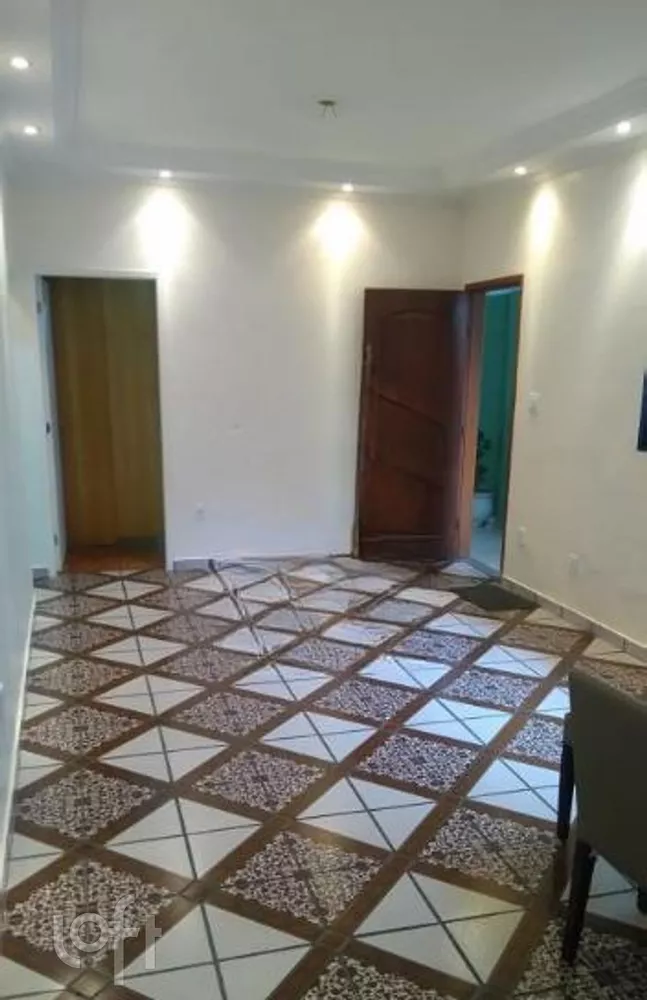 Casa à venda com 3 quartos, 170m² - Foto 4