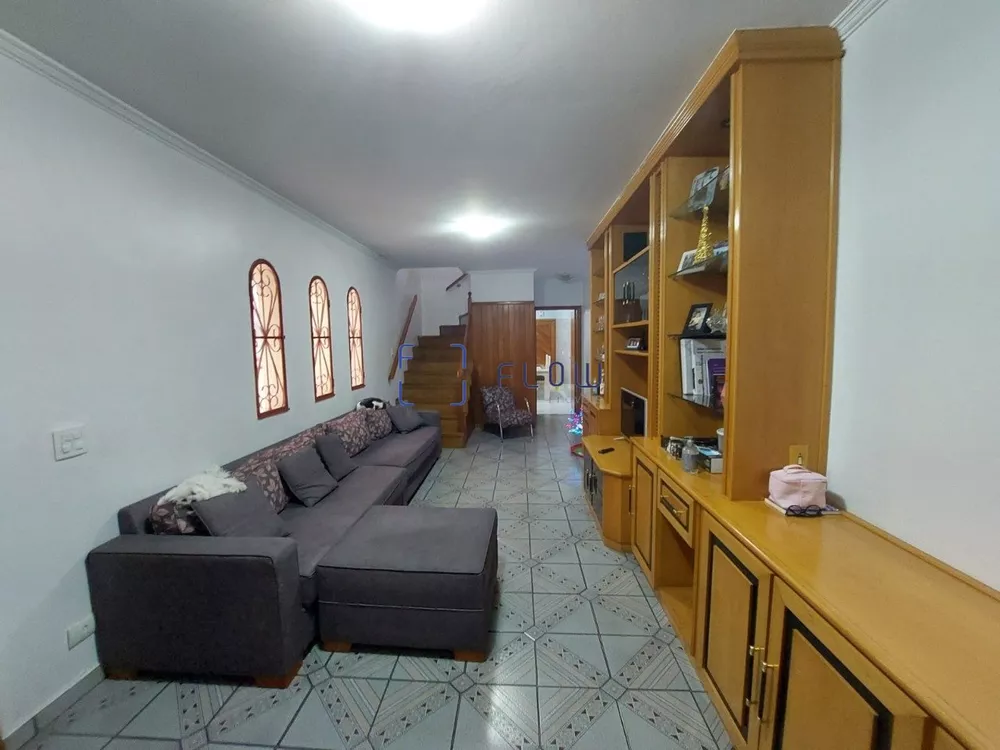 Casa à venda com 3 quartos, 122m² - Foto 1