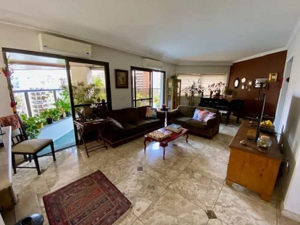 Apartamento, 3 quartos, 197 m² - Foto 1