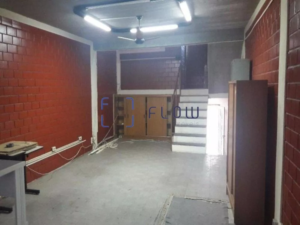 Casa à venda e aluguel com 5 quartos, 270m² - Foto 2