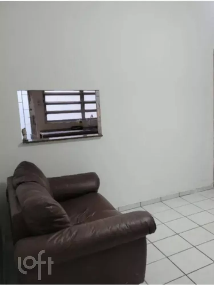 Casa à venda com 2 quartos, 120m² - Foto 2