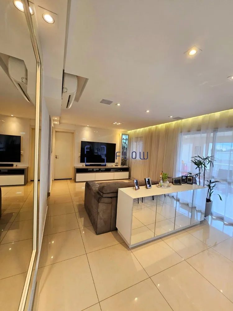 Apartamento, 3 quartos, 132 m² - Foto 3