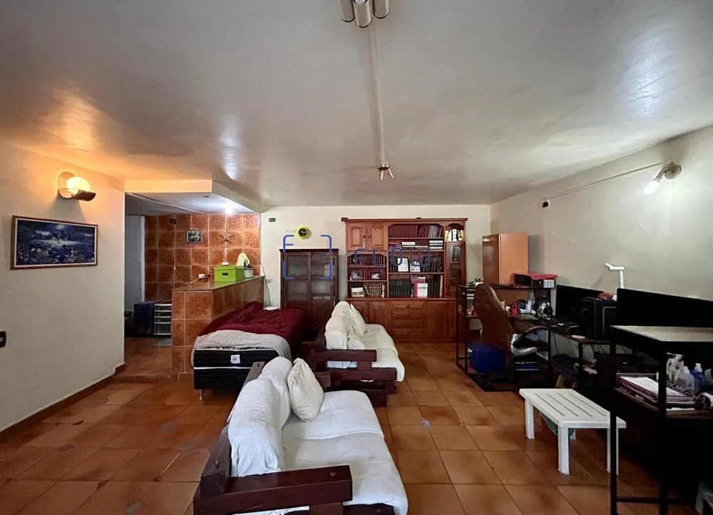 Casa, 4 quartos, 257 m² - Foto 2