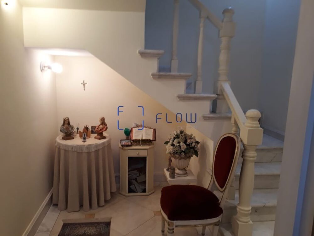 Cobertura à venda com 2 quartos, 200m² - Foto 1