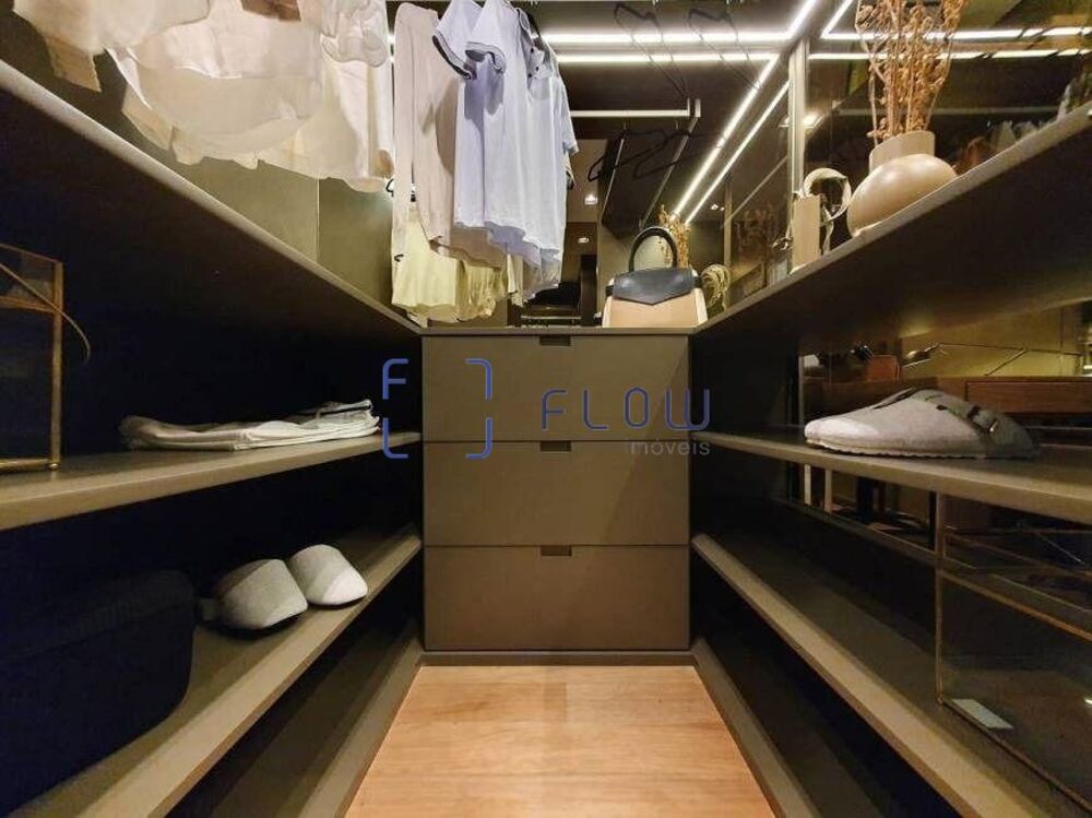 Apartamento à venda com 4 quartos, 145m² - Foto 11