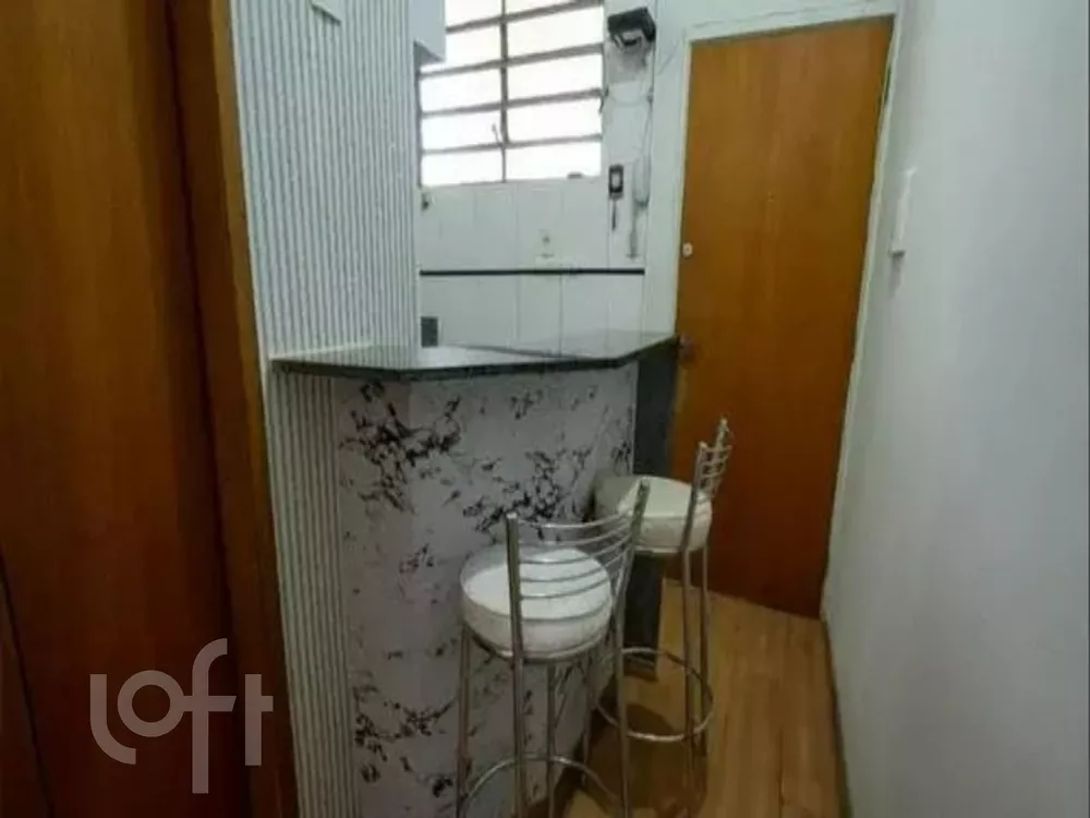 Apartamento à venda com 1 quarto, 38m² - Foto 1