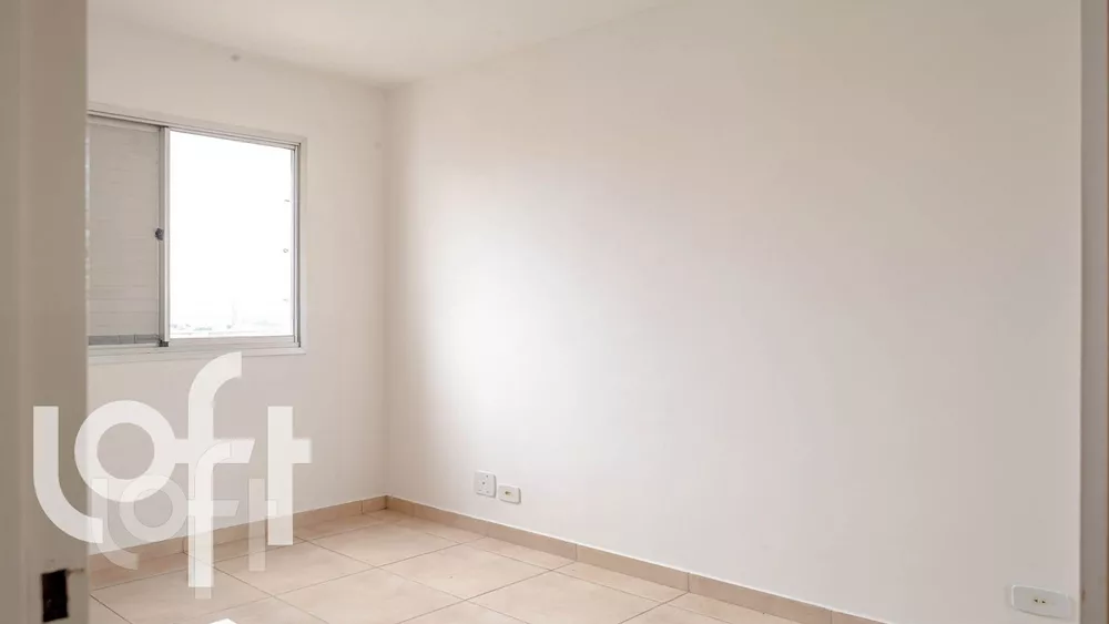 Apartamento à venda com 2 quartos, 43m² - Foto 4